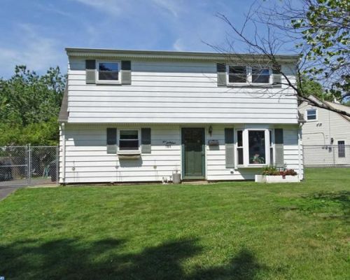 561 Carlisle Dr, Yardley, PA 19067-6800