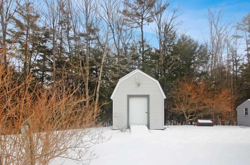 2 Elcona Dr, Keene NH  03431-5706 exterior