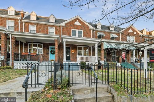 1718 D St, Washington, DC 20003-2410