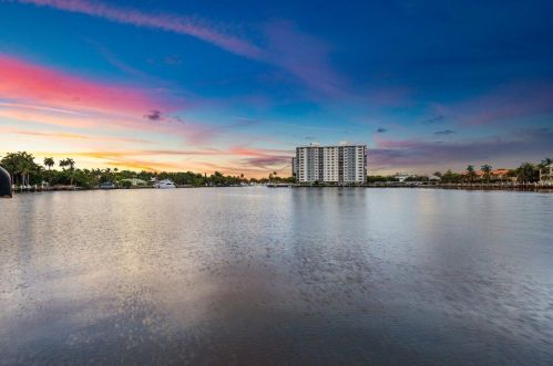 400 Seasage Dr, Delray Beach FL  33483-6733 exterior