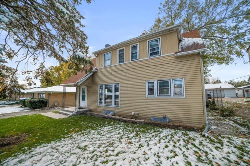 4517 Kansas Ave, Milwaukee, WI 53235-5331
