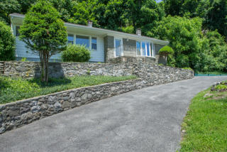 575 River Rd, Newburgh, NY 12550-1304