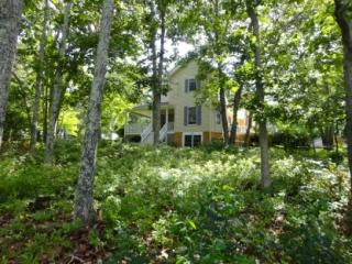 655 Eagle Nest Ct, Laurel, NY 11948-1429