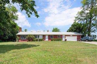 1585 Demarest Rd, Orient Point, NY