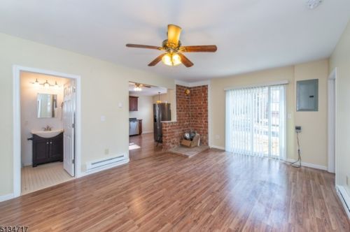 100 Tintle Ave, West Milford Lakes NJ  07480-4715 exterior