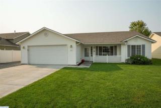 8302 Wenatchee Ct, Pasco, WA 99301-6793