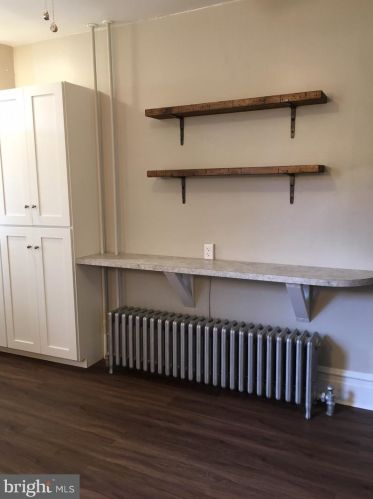 407 College Ave, Lancaster PA 17603-3319 exterior