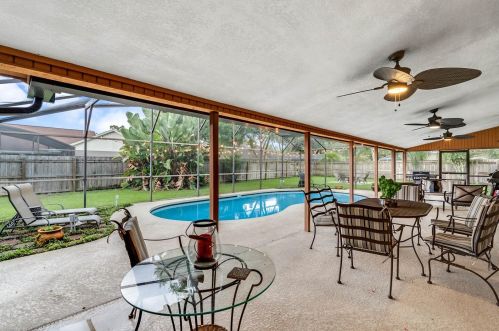 6248 Dowdy Ct, Orlando FL  32819-7770 exterior