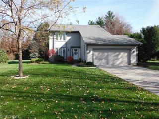 5702 Cambridge Cir, Sandusky, OH 44870-9789