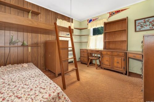 11 Ruby Ln, Huntington Station NY  11746-4518 exterior