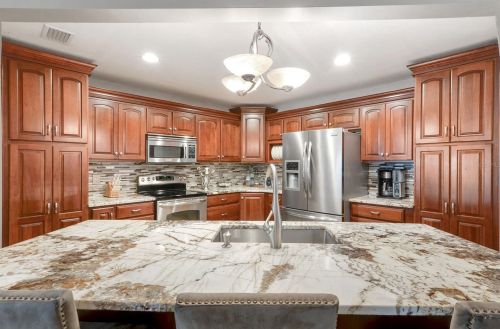 1135 Wisper Run Ct, Lutz FL  33558-5185 exterior