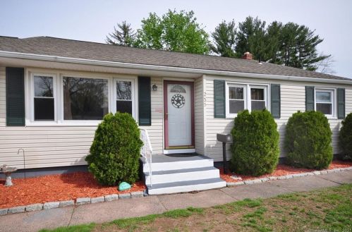 235 Grande Rd, Hartford, CT 06118-2423