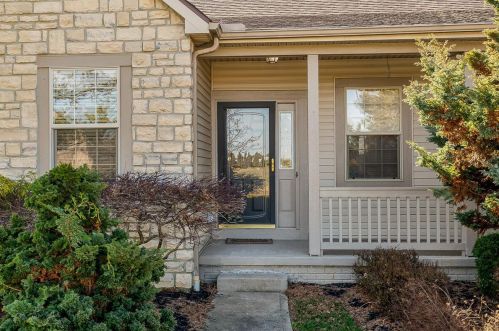 407 Trail, Pataskala, OH 43062-8052