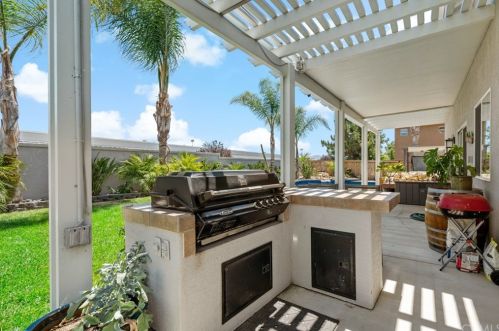 32171 Cala Torrente, Temecula CA  92592-3649 exterior
