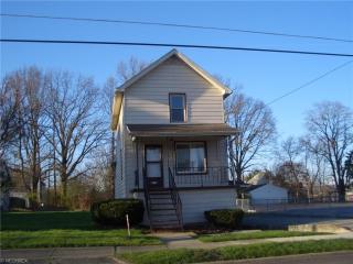 413 Tenney Ave, Campbell OH  44405-1623 exterior