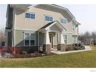 2 Bainbridge Blvd, Bethel, CT 06801-1743