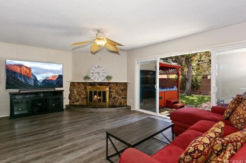 9342 Los Angeles St, Bellflower CA  90706-4446 exterior