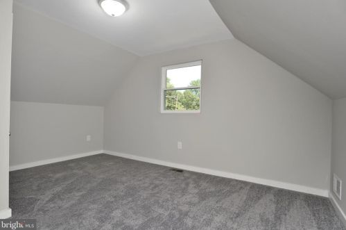 615 Fairhill Rd, Yardley PA  19067-7508 exterior