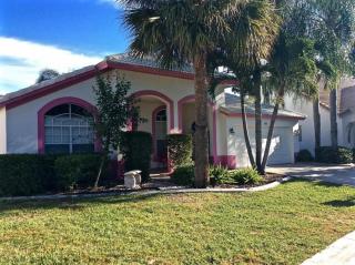 192 Cove Rd, West Palm Beach, FL 33413-2144