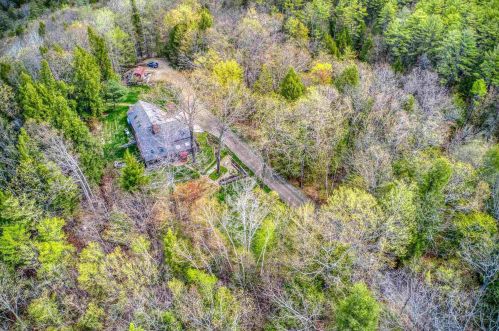 95 Bedford Rd, New Boston, NH 03070-4307