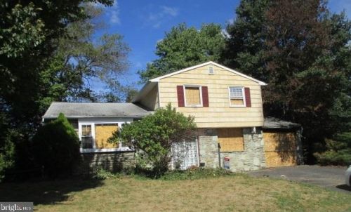 505 Barbara Cir, Fairless Hills, PA 19030-3603