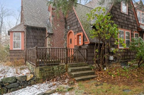 9 Mckesson Hill Rd, Chappaqua, NY 10514-1642
