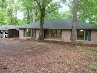 710 Foster Rd, Macon, GA 31210-7919