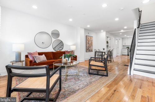 1008 22nd St, Philadelphia, PA 19146-2510