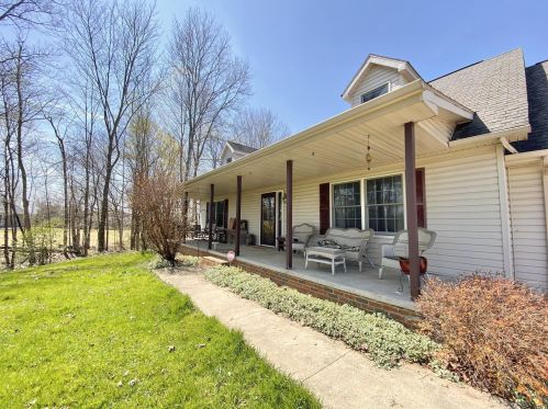 8441 Dunham Rd, Mount Vernon OH  43050-8572 exterior
