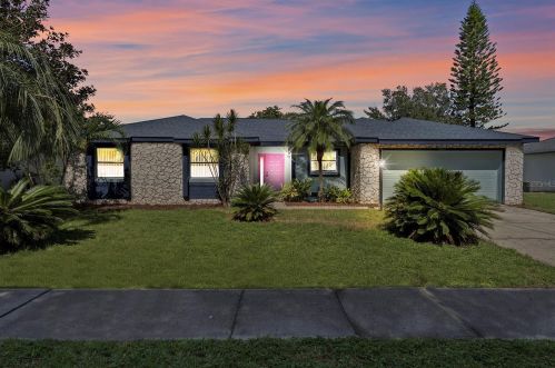 884 Kentucky Woods Ln, Orlando, FL 32824-7513