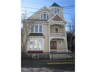 9 Church St, Stonington, CT 06378-1345