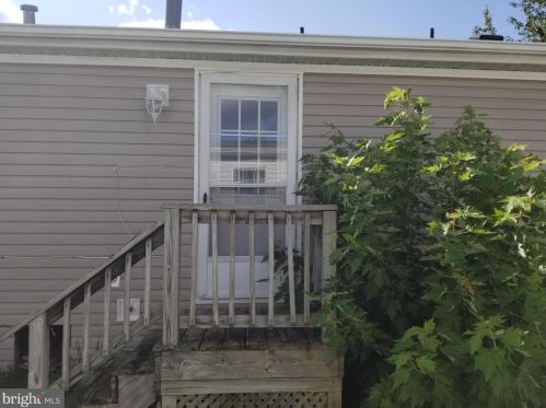 1801 Sonya Way, Bear DE  19701-1391 exterior