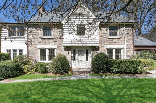 51 Woods Ln, Scarsdale, NY 10583-6443