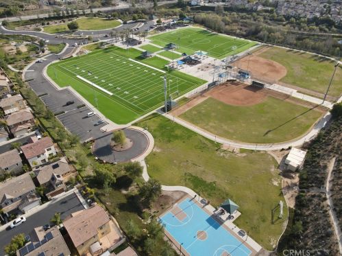 35595 Desert Rose Way, Lake Elsinore CA  92532-2905 exterior