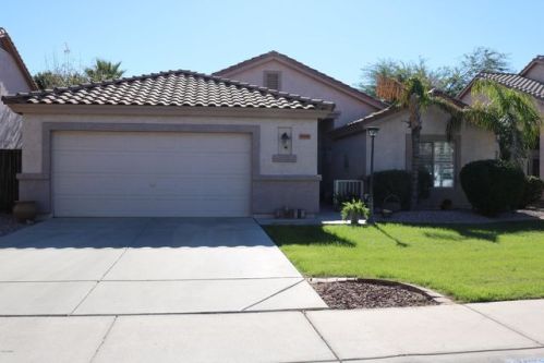 1065 Chilton Ave, Gilbert, AZ 85233-4752