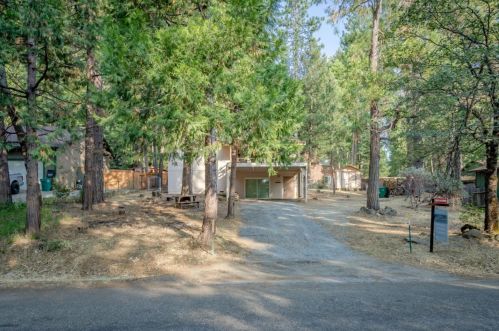 5060 Loch Leven Dr, Pacific House, CA 95726-9473