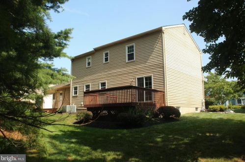 2112 Carol Ln, Norristown, PA 19401-2054