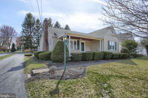 313 Mountain Rd, Siddonsburg, PA 17019-1517