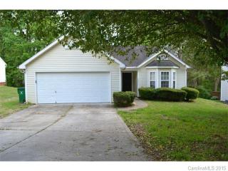 5836 Lawnmeadow Dr, Charlotte, NC 28216-3168