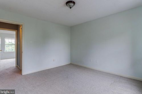 14 Mallard Ct, Charles Town WV  25414-5803 exterior