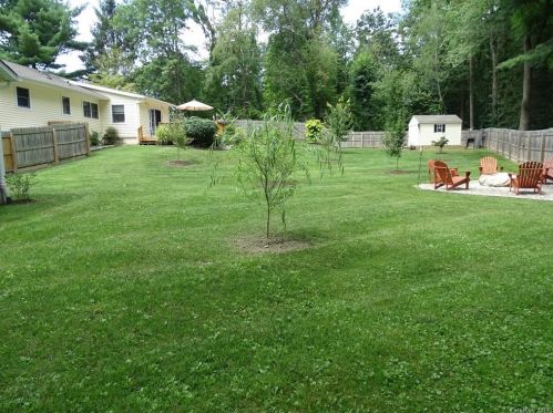 14 Montfort Woods Rd, New Hamburg NY  12590-3510 exterior