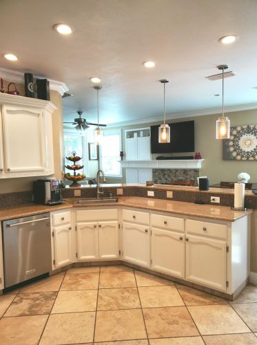 9318 Marlemont Cir, Elk Grove CA 95758-7605 exterior