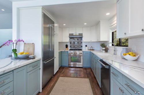 1539 Cliff Dr, Santa Barbara CA  93109-1733 exterior