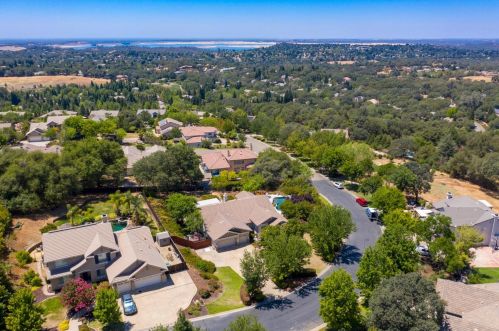 2937 Aberdeen Ln, Folsom, CA 95762-5681