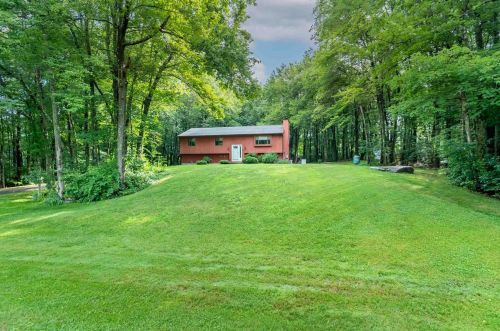 39 Lancaster Farm Rd, Salem, NH 03079-2867