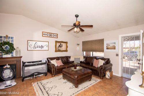 3029 Nutmeg Dr, Tucson, AZ 85741-3677