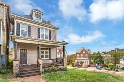 2 Mueller Ave, Pittsburgh, PA 15205-2929