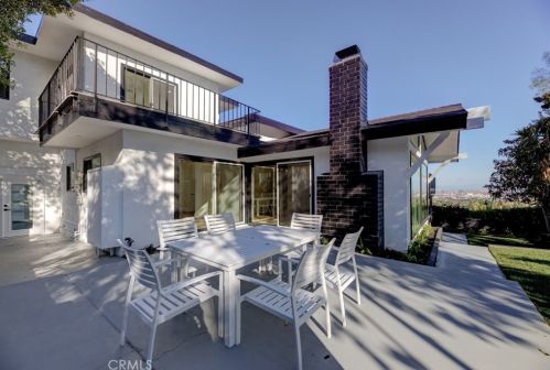 2146 Toscanini Dr, Rancho Palos Verdes CA  90275-1420 exterior