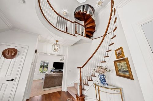 41664 Camino Del Vino, Temecula CA  92592-8439 exterior