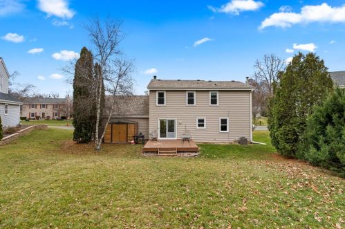 1223 Riverton Dr, Mukwonago WI  53149-1053 exterior